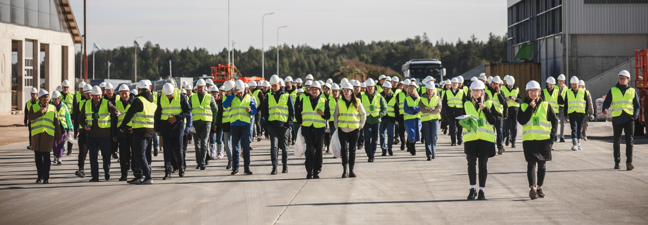 Didžiausiame karvių fermų komplekse Europoje pristatytas pieno gamybos plėtros planas Lietuvai iki 2035 metų