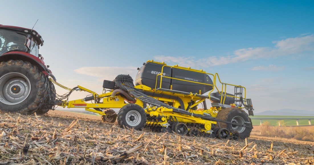 Žemės ūkio technikos nuoma – UAB „Agrokoncerno technika“