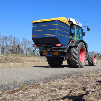 Trąšų barstytuvas L15 BASE 2