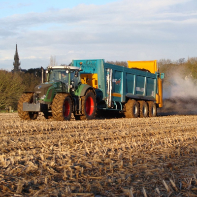 Organinių trąšų kratytuvas Rollmax 8735 2